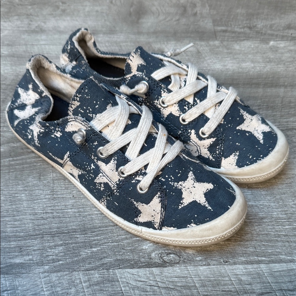 Madden NYC Stars Canvas Brennen Sneakers